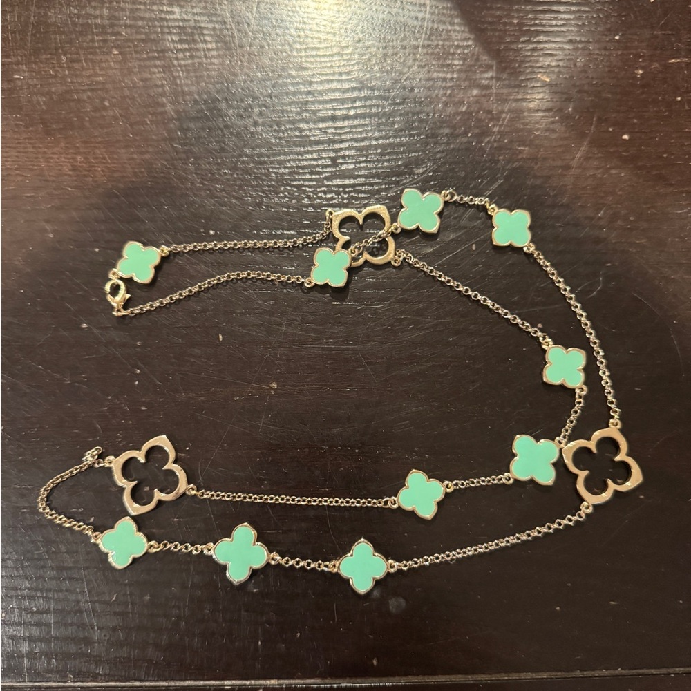Elegant Gold and Green Clover Necklace